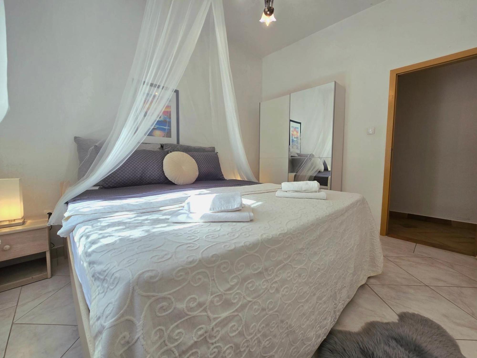 Elite Residence Flos Оребич Экстерьер фото