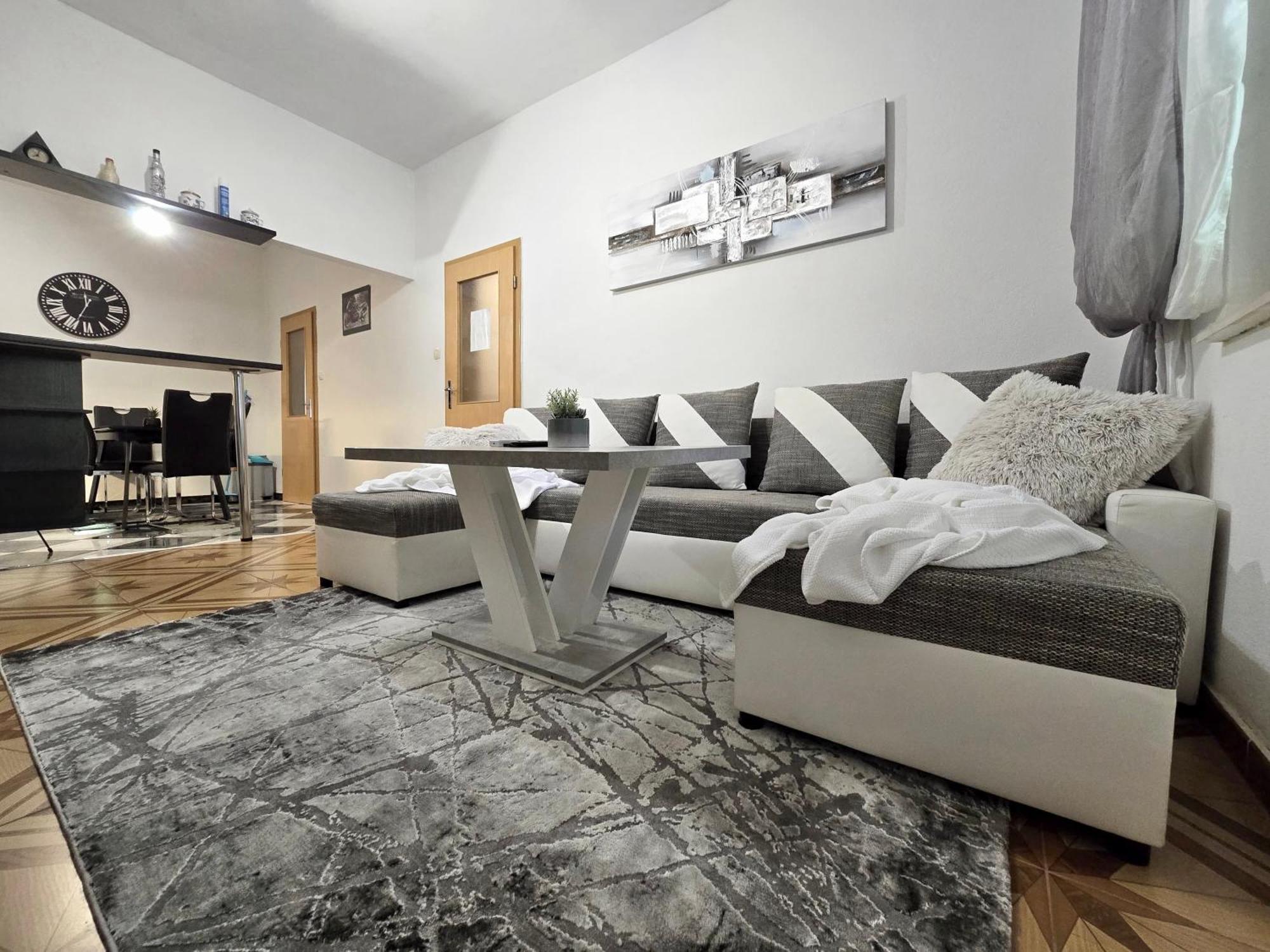 Elite Residence Flos Оребич Экстерьер фото